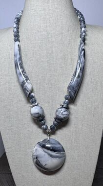 Black and White Marbled Statement Beaded Necklace Bold Chunky Pendant 26"